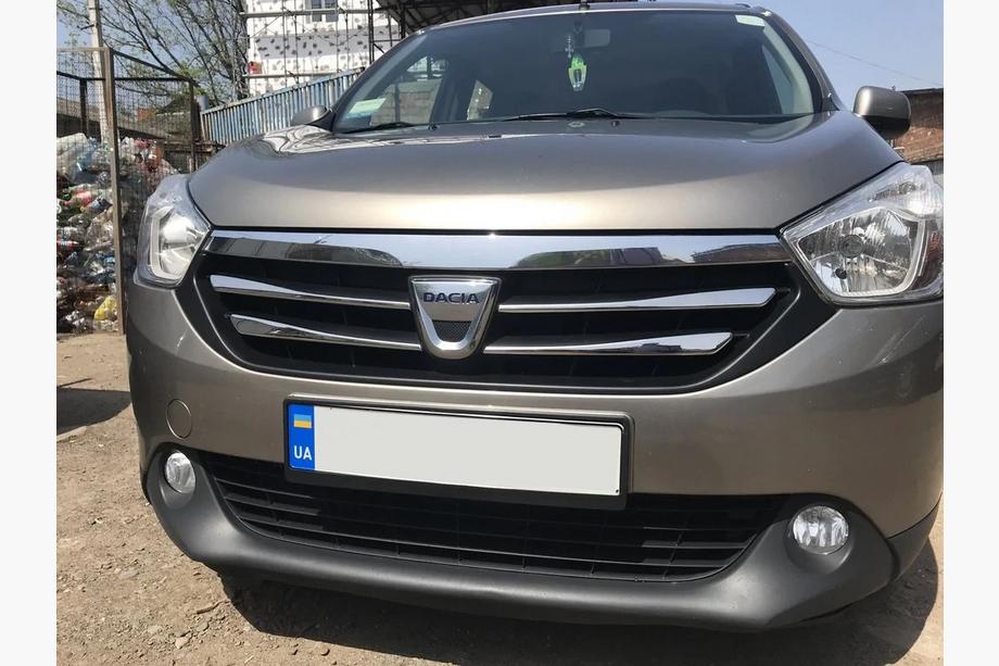 Dacia Lodgy 2012–2022 Grille sierlijsten (set van 4, RVS) Foto 6