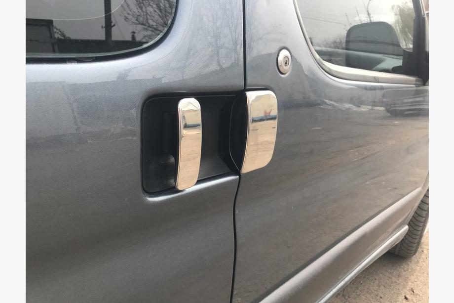 Citroen Berlingo 1996–2008 RVS deurgreep covers Twee voorportieren, twee schuifdeuren, achterdeuren (openslaand) Foto 5