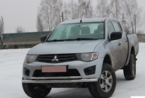 Mitsubishi L200 2006–2015 Voorbeschermbeugel ST014 (RVS) foto 2