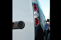 Opel Combo 2012–2018 Chromen achterlichtomlijsting (2012-2015, 2 stuks, kunststof) foto 6