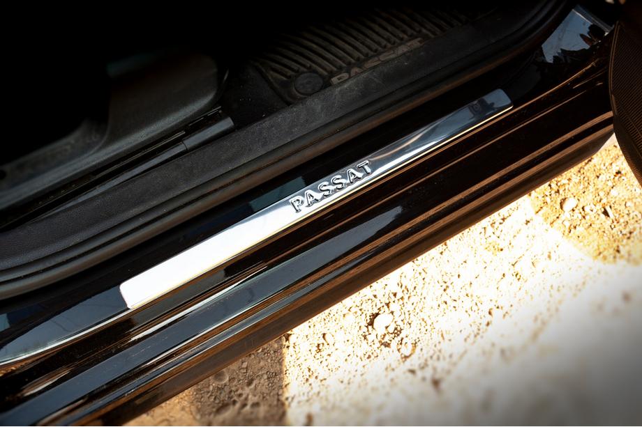 Volkswagen Passat B7 2012–2015 OmsaLine instaplijsten type 1 (set 4 stuks, RVS) Image
