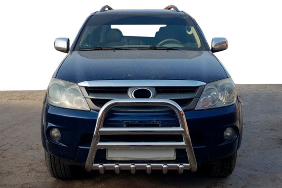 Toyota Fortuner 2006–2015 Bullbar F12-11 (RVS) Image