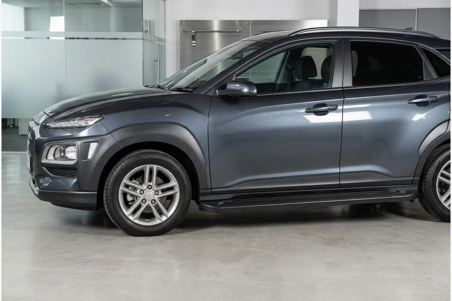 Hyundai Kona 2017–2023 Allmond Black zijtreden (2 st., aluminium) Foto 1