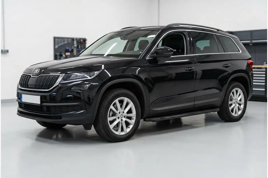 Skoda Kodiaq 2016–2023 Side steps Tayga Black (2 stuks, aluminium) Foto 1