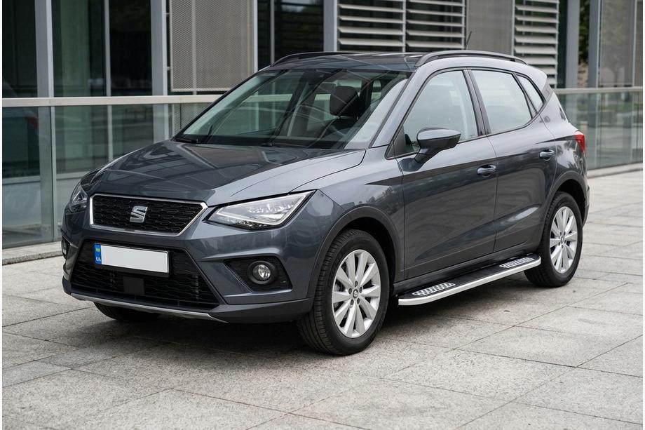 Seat Arona 2017– Tayga V2 side steps (2 stuks, aluminium) Image