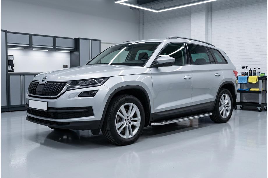Skoda Kodiaq 2016–2023 Side steps Maydos V1 (set van 2, aluminium) Image