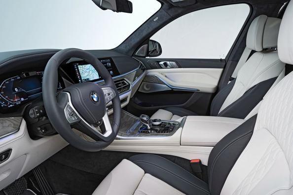 BMW X7: vlaggenschip SUV Foto 7