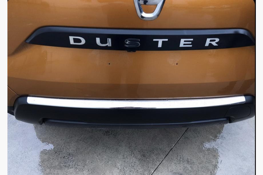 Renault Duster 2018–2024 Achterbumper beschermlijst Carmos V1 (RVS) Image