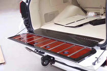 Toyota Land Cruiser 200 2007–2021 Houten inzetstukken voor de kofferbak foto 3