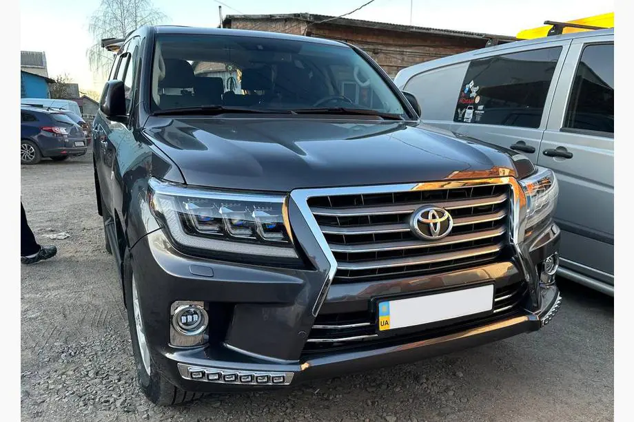 Toyota Land Cruiser 200 2007–2021 Complete bodykit 2008-2015 (Urban sport) Image