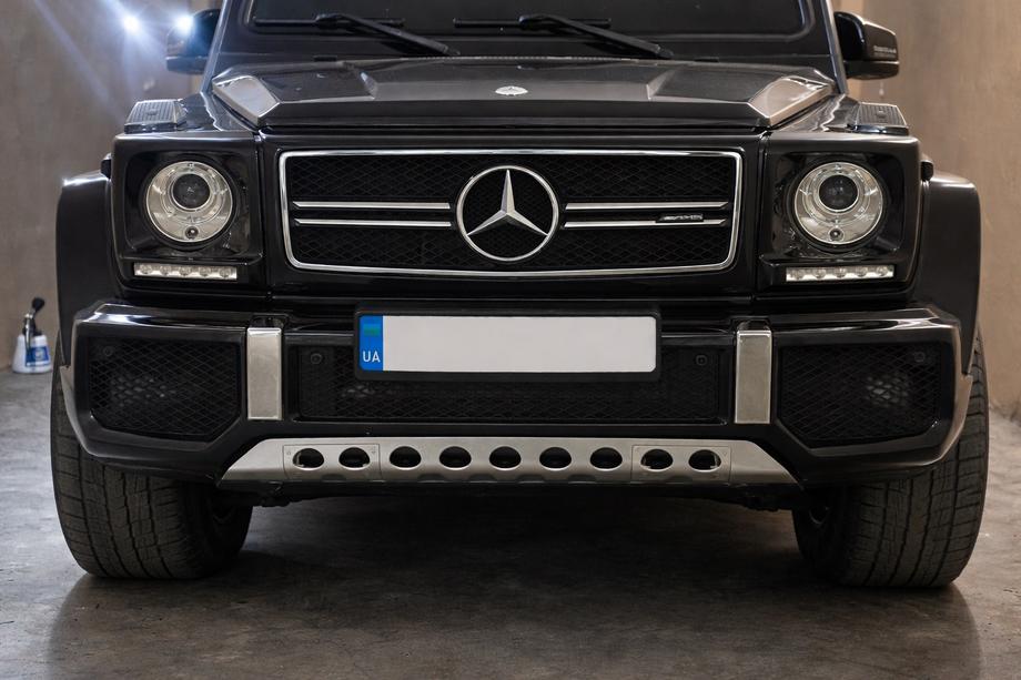 Mercedes G-klasse W463 1990–2018 Voorbumperbeschermbeugel (RVS) Foto 3