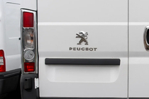 Peugeot Boxer 2006–2025 Achterlichtcovers (2 st., RVS) foto 1