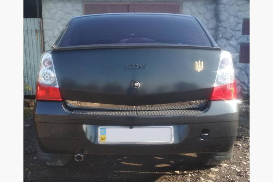 Dacia Logan I 2005–2008 RVS sierlijst onderrand achterklep Foto 5