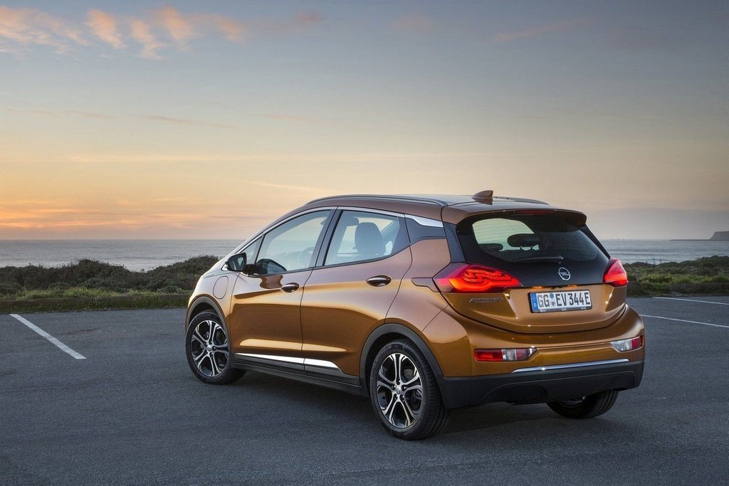 Elektrische hatchback Opel Ampera-e