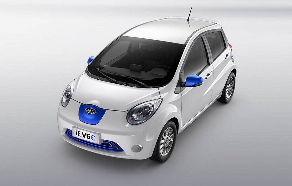 Review van de elektrische compacte hatchback JAC iEV6E