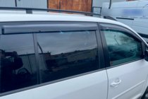 Volkswagen Touran 2010–2015 Raamdeflectoren (4 stuks, HIC) foto 10