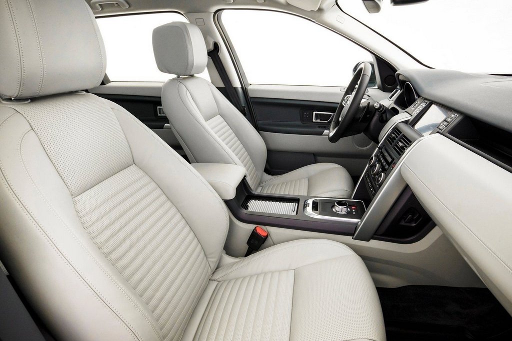 Review van de zevenzits crossover Land Rover Sport
