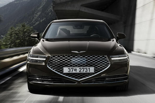 Review van de premium sedan Genesis G90