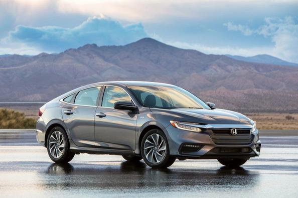 Review van de hybride sedan Honda Insight