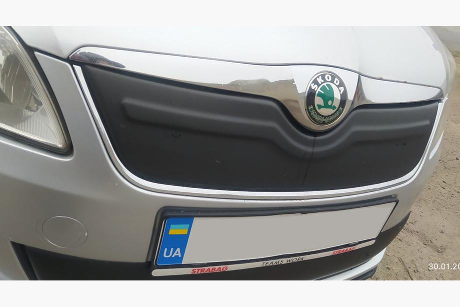 Skoda Fabia 2007–2014 Winterafdekking voor grille (2011-2014, bovenste) Mat Image