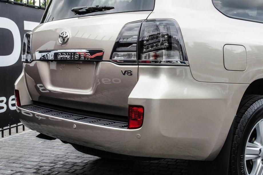 Toyota Land Cruiser 200 2007–2021 Achterlichten 2007-2015 (BlackEdition) Image