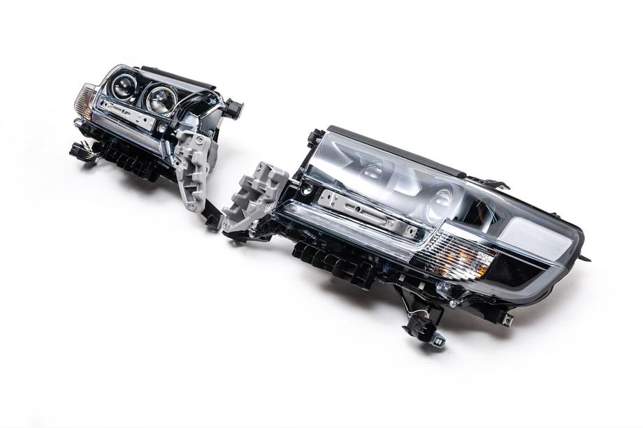 Toyota Land Cruiser 200 2007–2021 Koplampen voorzijde 2016+ (Executive) Rechts (1 st.) Foto 2