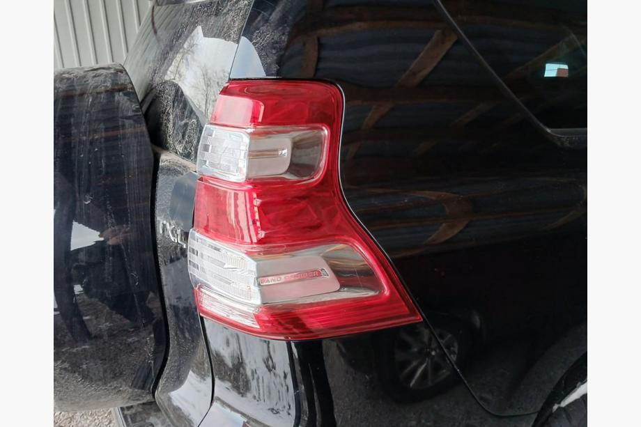 Toyota Land Cruiser Prado 150 2009–2023 Achterlichten design 2013 (2009-2017, 2 stuks) Foto 1