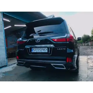 Afdekkappen voor uiteinden achterbumper (2016+, 2 stuks) Lexus LX570/450d 2008–2022 foto 3
