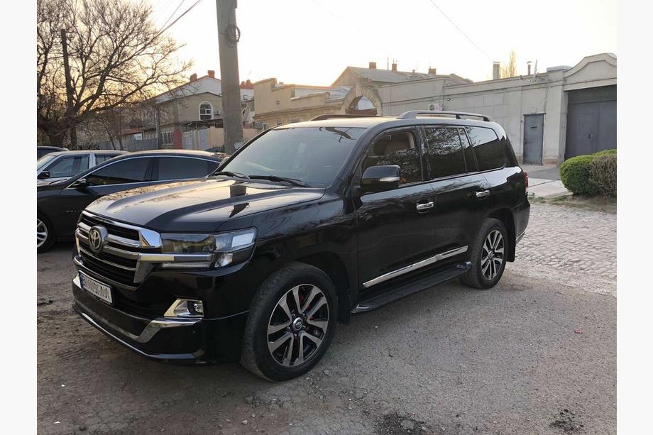 Toyota Land Cruiser 200 2007–2021 Restyling kit van LC200 2008-2015 naar 2019 Executive Foto 8