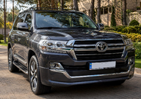 Toyota Land Cruiser 200 2007–2021 Bodykit set 2016-2021 (Executive 2019) Zwarte kleur foto 7