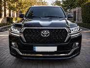 Toyota Land Cruiser 200 2007–2021 Bodykit set 2016-2021 (Executive 2019) Zwarte kleur foto 6