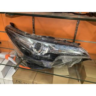 Voorste koplampen (2 stuks) Toyota Fortuner 2015– foto 2