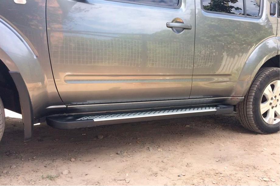 Nissan Pathfinder R51 2005–2014 Zijsteps Allmond Grey (2 stuks, aluminium) Foto 5