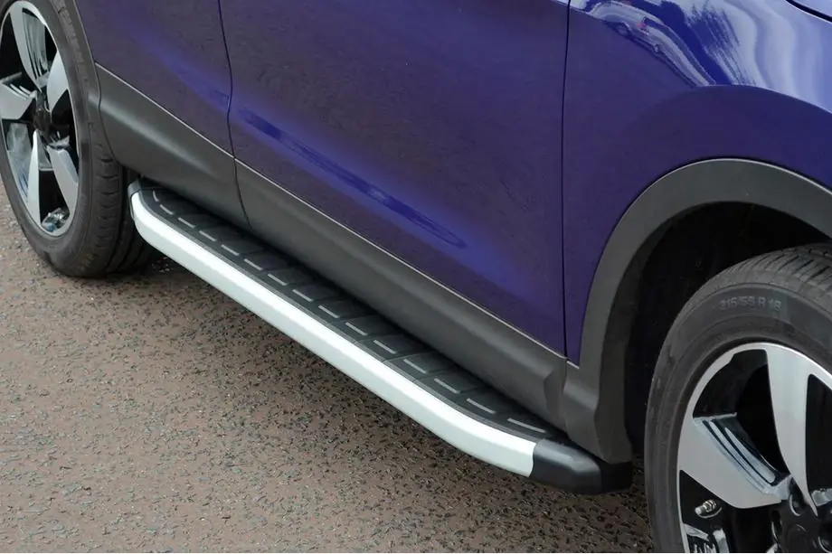 Nissan Qashqai 2010–2014 Fullmond side steps (2 stuks, aluminium) Image