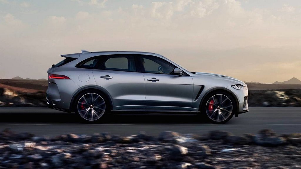 Opgevoerde versie van premium crossover Jaguar F-Pace SVR