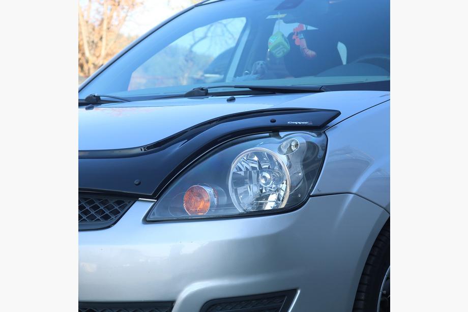 Ford Fiesta 2002–2008 Motorkapdeflector (EuroCap) Foto 3