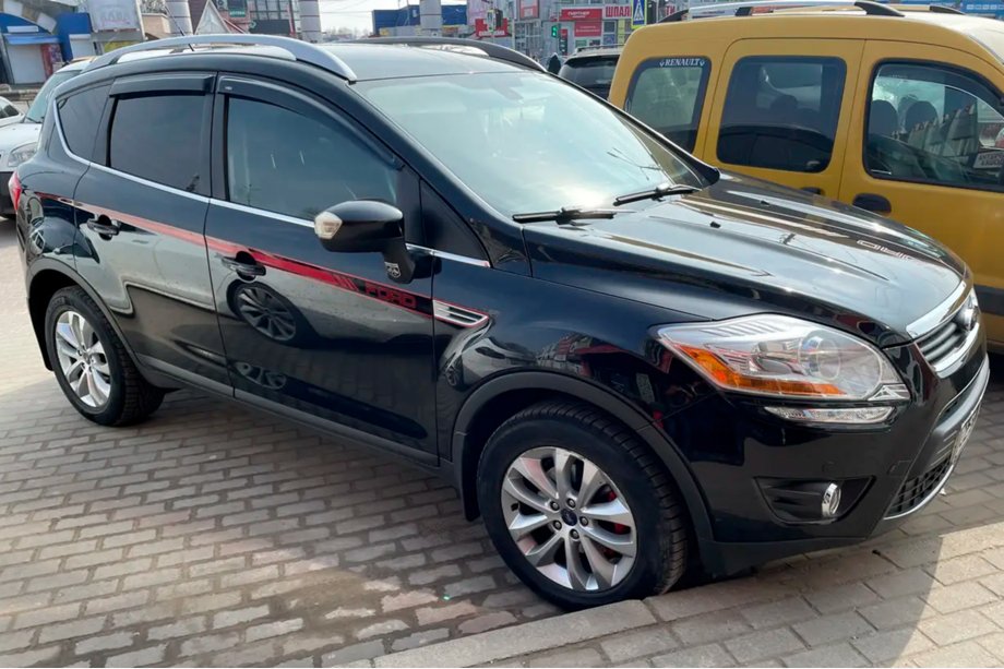 Ford Kuga 2008–2013 Raamdeflectoren (4 stuks, HIC) Image