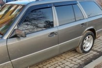 Mercedes E-class W124 1984–1997 Raamdeflectoren SW (4 stuks, HIC) foto 1
