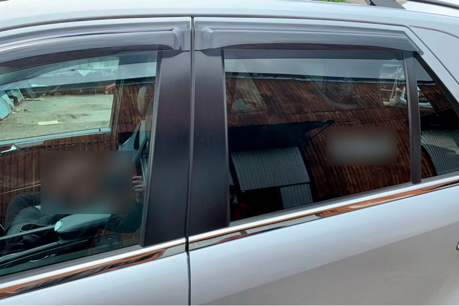 Mercedes ML W164 2005–2011 Raamdeflectoren (4 stuks, HIC) Foto 13