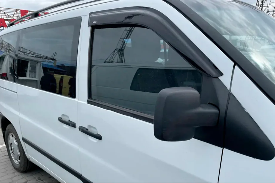 Mercedes Vito W638 1996–2003 Raamwindschermen (2 st., HIC) Foto 1