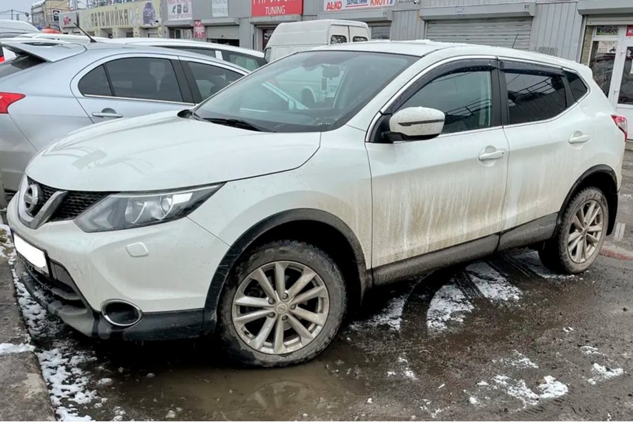 Nissan Qashqai 2014–2021 Raamdeflectors met chroomstrip (4 stuks, HIC) Foto 4
