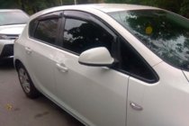 Opel Astra J 2009–2015 Raamwindschermen HB (set 4 stuks, HIC) foto 4