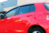 Toyota Yaris 2006–2011 Raamwindschermen HB (set 4 stuks, HIC) foto 3