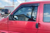 Volkswagen T4 Caravelle/Multivan 1990–2003 Raamwindschermen (2 st., HIC) foto 9