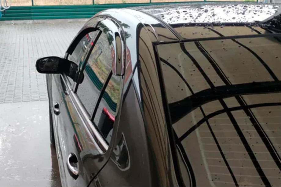 Mercedes E-class W211 2002–2009 Raamwindschermen SD (set 4 stuks, HIC) Foto 7