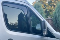 Mercedes Sprinter W906 2006–2018 Insteek raamwindschermen (2 st., HIC) foto 19