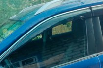 Nissan X-trail T32/Rogue 2014–2021 Raamdeflectors met chroomstrip (4 stuks, HIC) foto 2