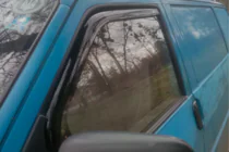Volkswagen T4 Caravelle/Multivan 1990–2003 Insteek raamwindschermen (2 st., HIC) foto 7