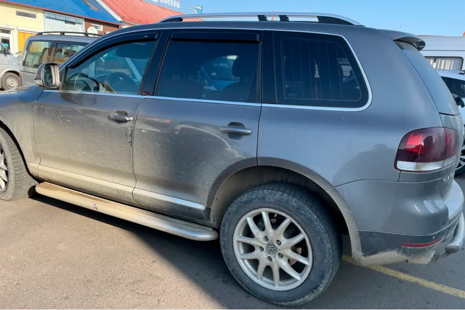 Volkswagen Touareg 2002–2010 Raamdeflectoren (4 stuks, HIC) Foto 5
