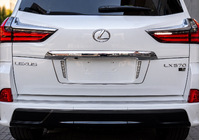 Lexus LX570/450d 2008–2022 Kentekenplaathouder achter met LED-verlichting (2007-2023) Zwarte kleur foto 2